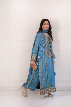 Anvaya Green Beige Shawl Set
