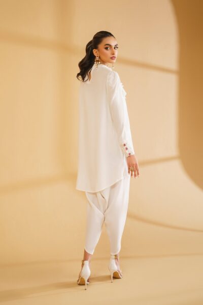 White Line - Image 3