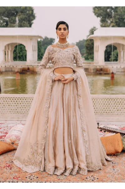 Noor Bano - Image 9