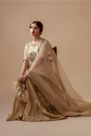 Classic Gold Beige