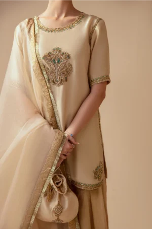 Classic Gold Beige