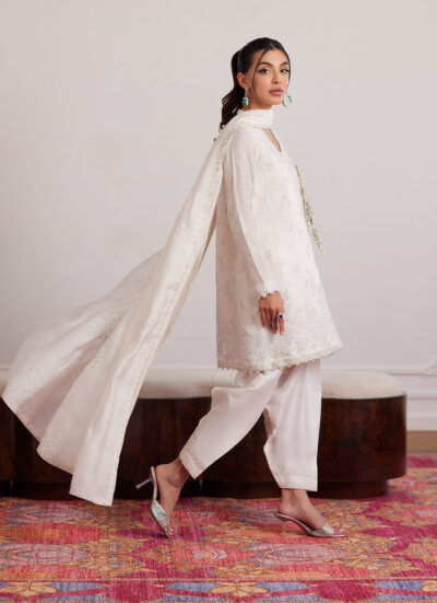 Calla Ivory Angarkha And Dupatta - Image 6