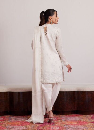 Calla Ivory Angarkha And Dupatta - Image 3