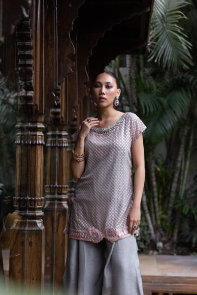 Luvaya - Image 3