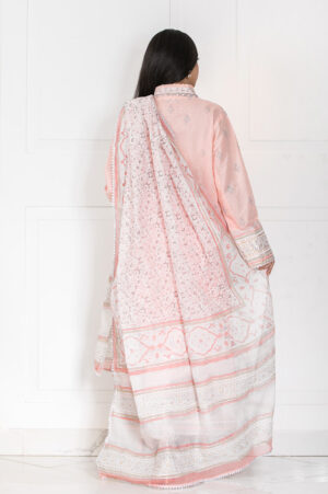 Pink block printed shirt with off white khaddi net block printed dupatta & pink capri pants – Shk-755