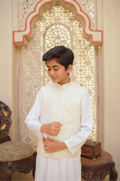 Off White Waistcoat set (WWCEID25)