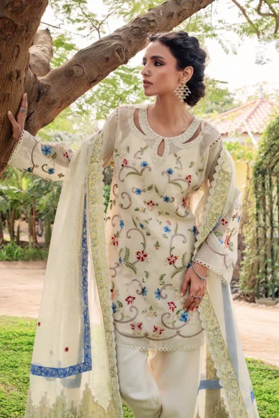 Arshia - Image 10