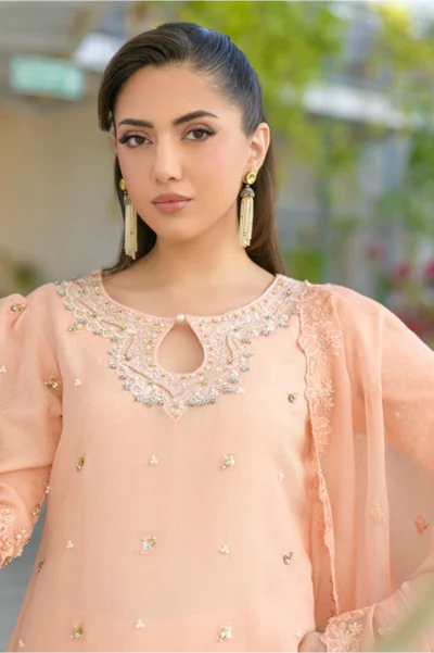 Peach Buzz - Image 12
