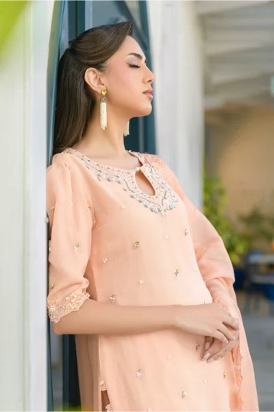 Peach Buzz - Image 10