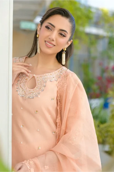 Peach Buzz - Image 7