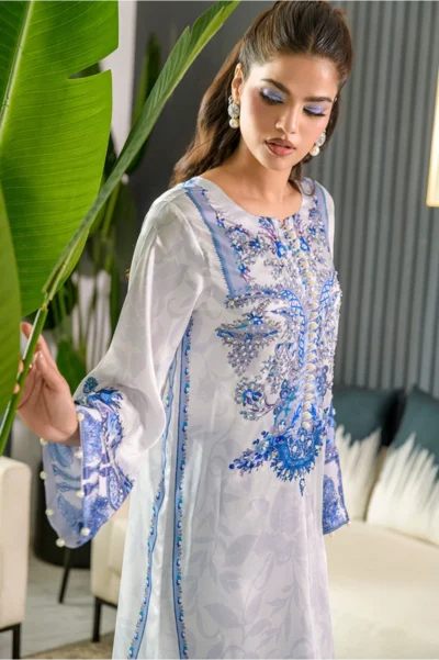 White Opal - Shirt and Trousers - Image 5