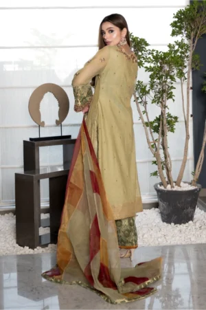 Elegant Olive Glam
