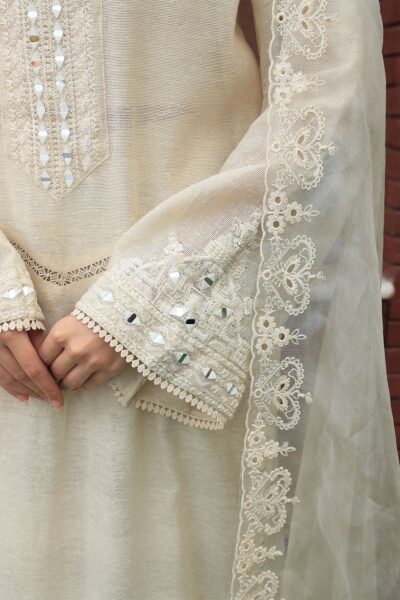 Quartz White - Image 3