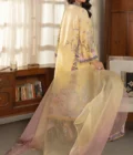 Juhi - Image 6