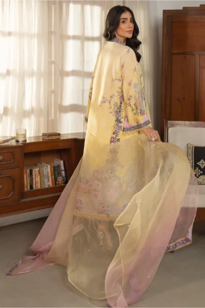 Juhi - Image 6
