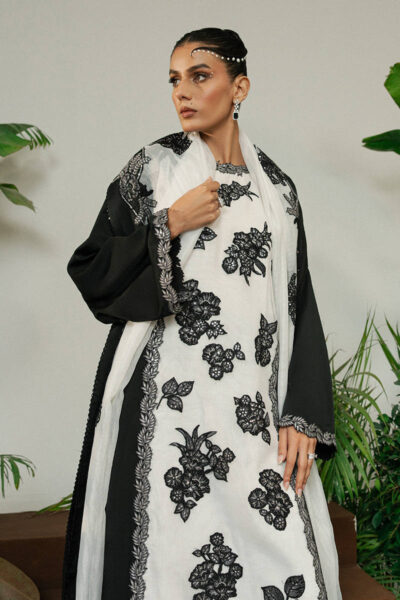 Mono Black - Image 5
