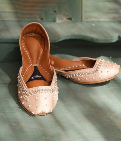 Farisha - Image 2