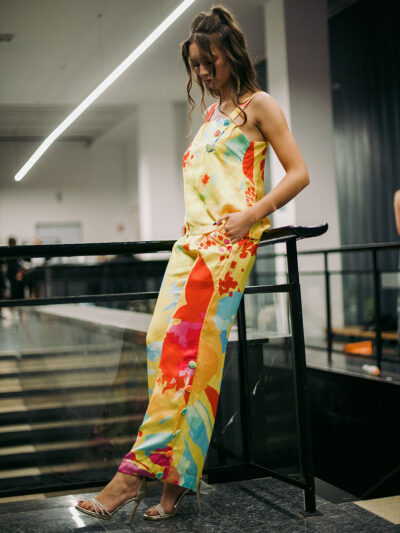 Daisy with straps - Image 7