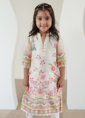 Faye Ivory Blossom B