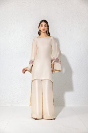 Naima-Ivory