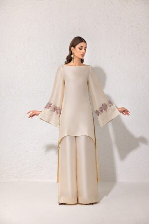 Naima-Ivory