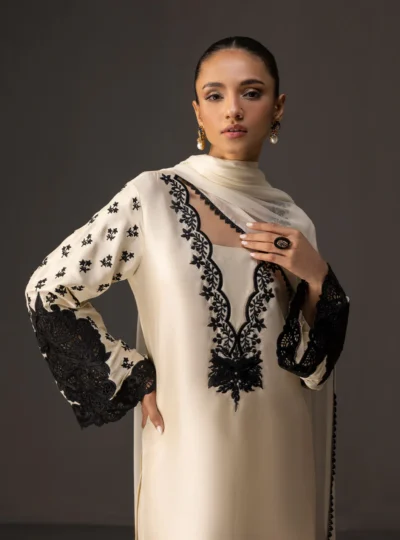 Ivory Noir - Image 5