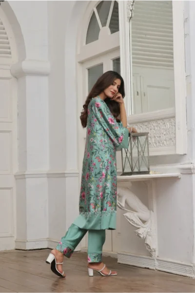 Silk Printed Long Shirt & Pants - Image 5