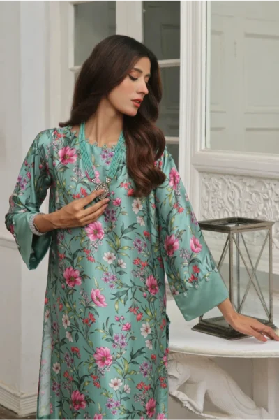 Silk Printed Long Shirt & Pants - Image 3