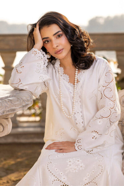 Ivory Pearl Set - Image 5