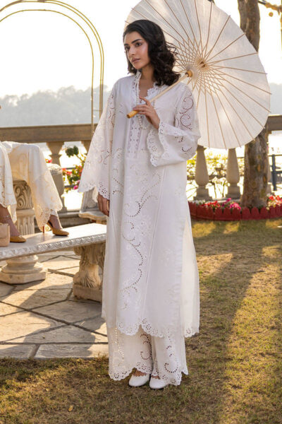 Ivory Pearl Set - Image 4