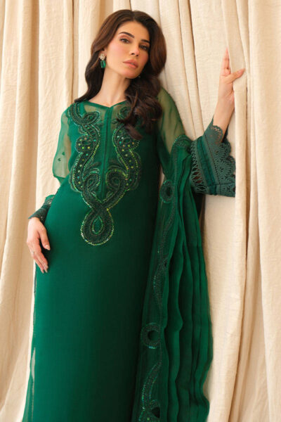Zareen with pants - Image 4