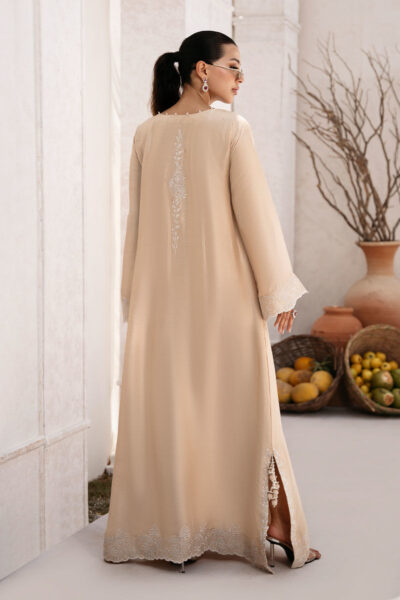 Junia - Image 4