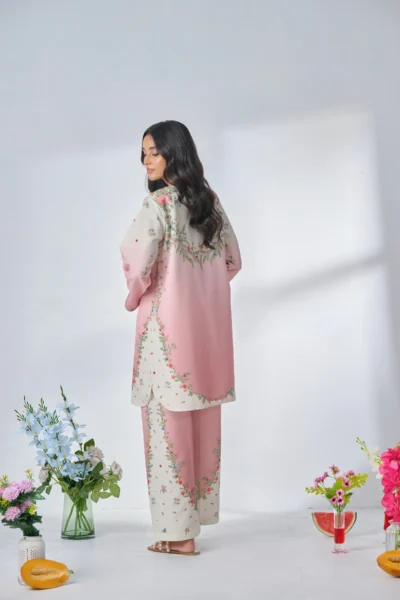 April | 2-Piece - Image 4