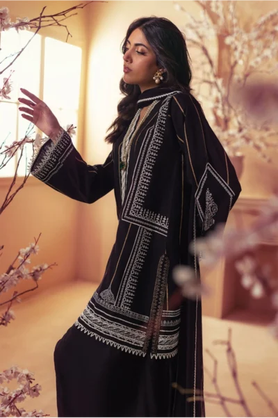 Yasna (Shirt, Pants & Dupatta) - Image 3