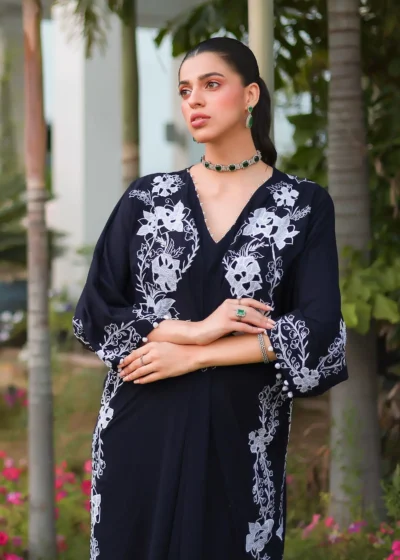 Izel - Image 8