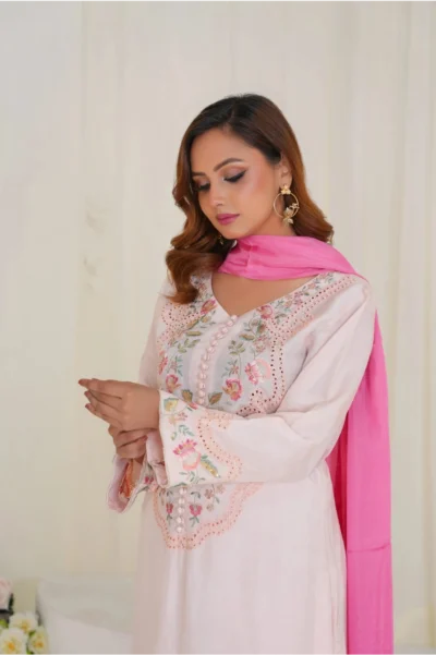 Rose Luxe - Image 2