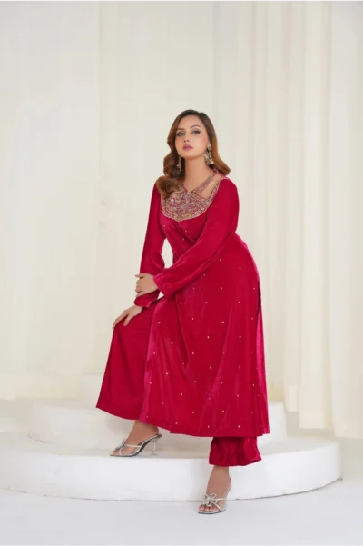 Damsel Outfit - Image 5