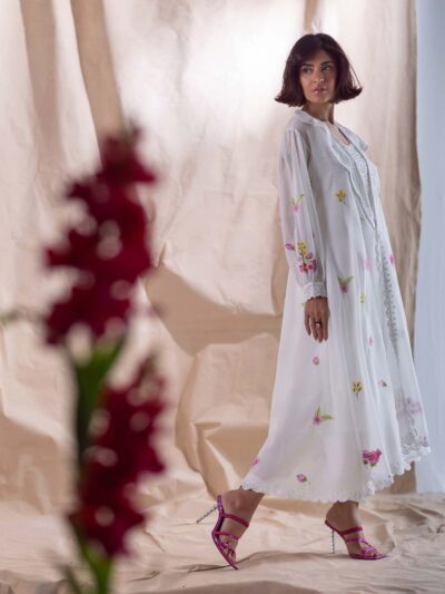Suri - Image 5