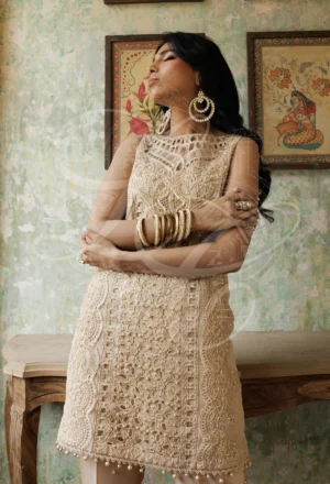 SAHAR - Cutwork short tunic with pearl Chan Pants