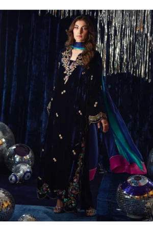 Valeh Navy Shirt And Dupatta