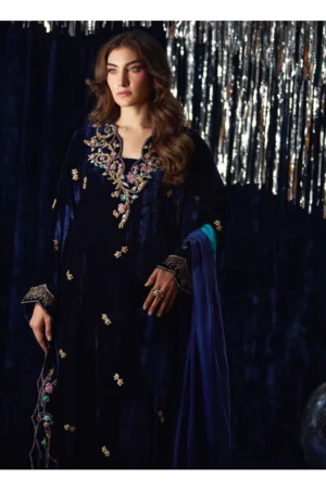 Valeh Navy Shirt And Dupatta