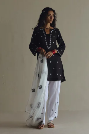 Marvi