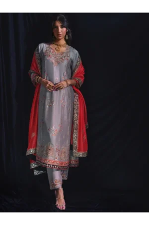 NAZIRA