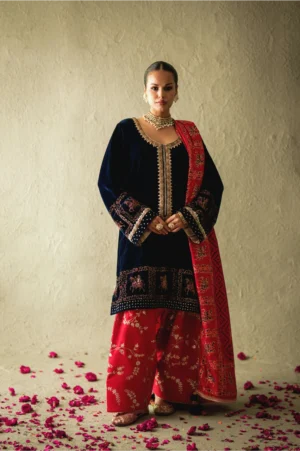 Nerina Navy Velvet Farshi Set