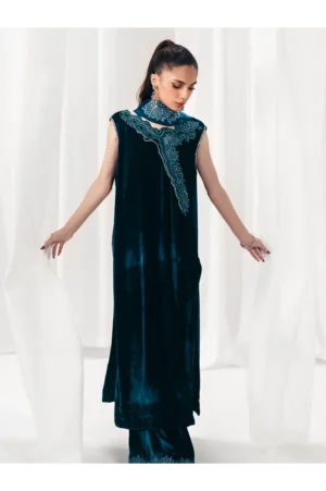 Teen Teal Three-Piece