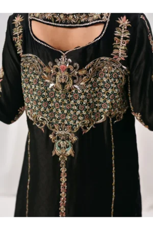Viola Black Three-Piece
