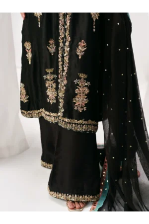 Viola Black Three-Piece