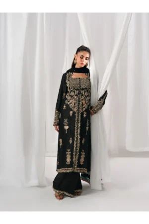 Viola Black Three-Piece