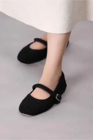Noir Boucle Mary Jane