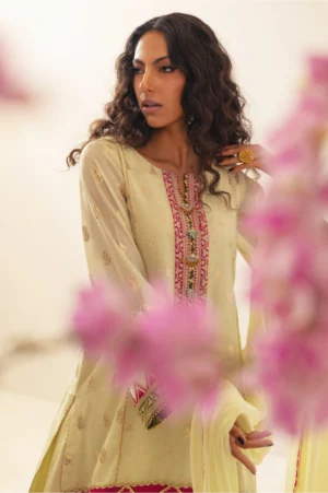 Eylin (Shirt, Pants and Dupatta)